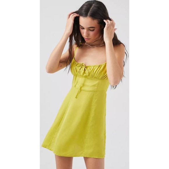 Urban Outfitters Kamaryn Mini Dress Size M - Picture 3 of 4